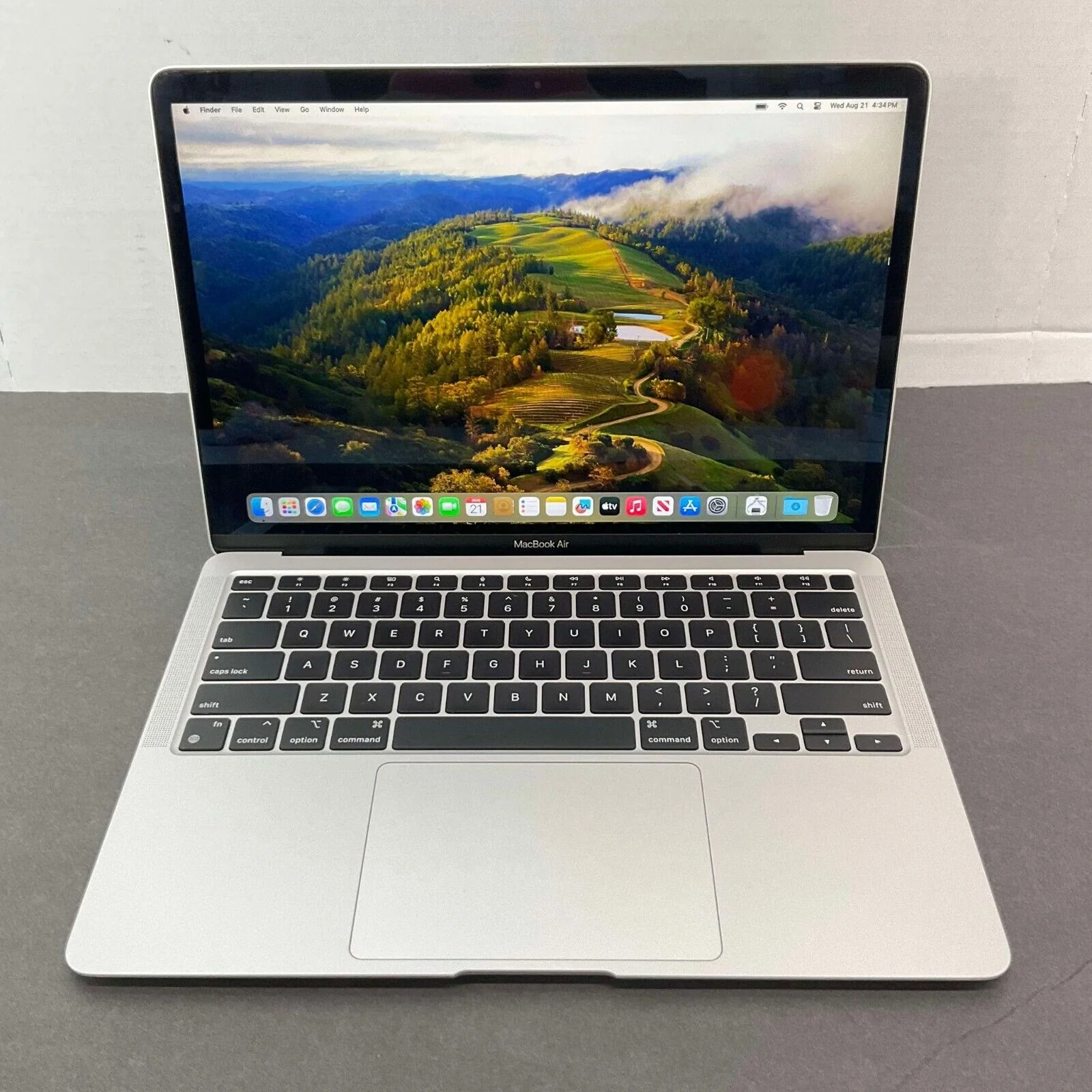 Apple MacBook Air 13" A2337 M1 2020 - Image 3